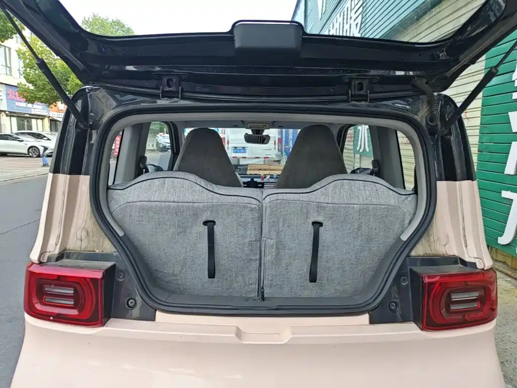 Wuling MINIEV — миниатюра 19