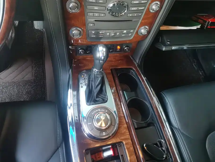Infiniti QX80 — миниатюра 15