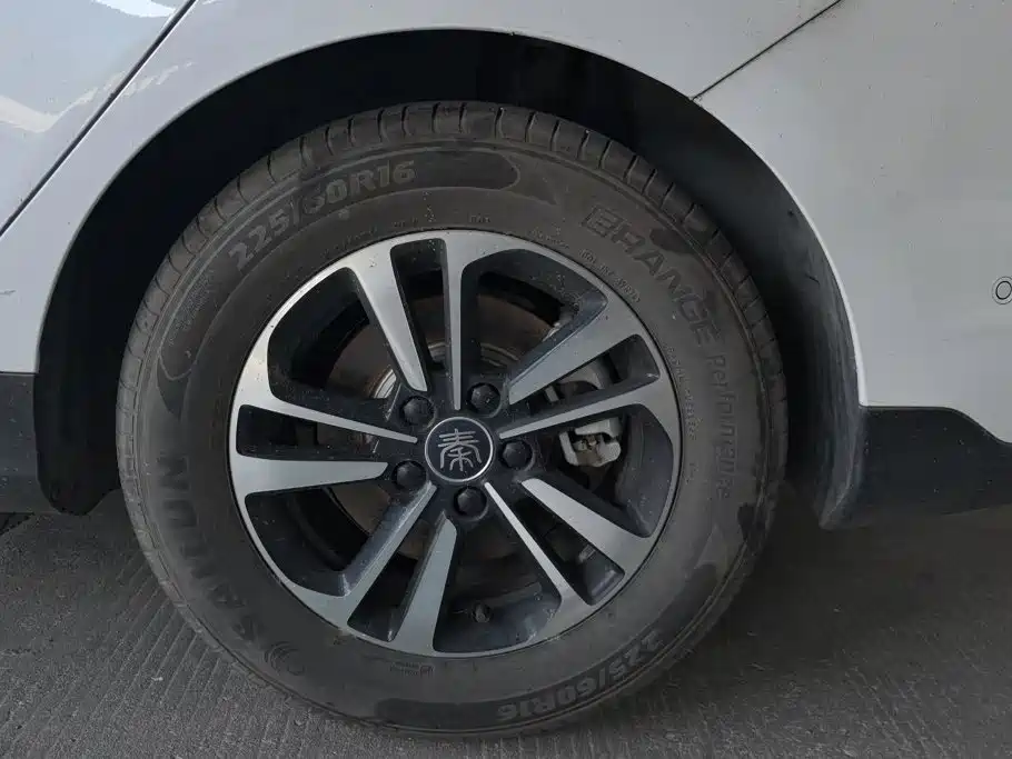 BYD Qin PLUS — миниатюра 6
