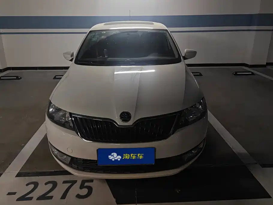 Skoda Rapid Spaceback — миниатюра 2