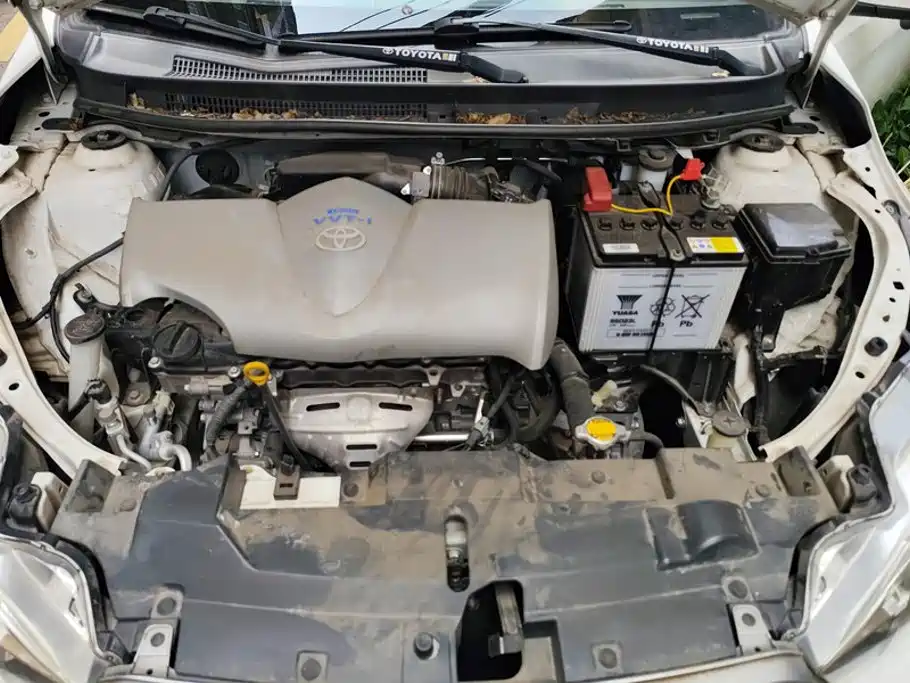 Toyota Yaris L — миниатюра 10