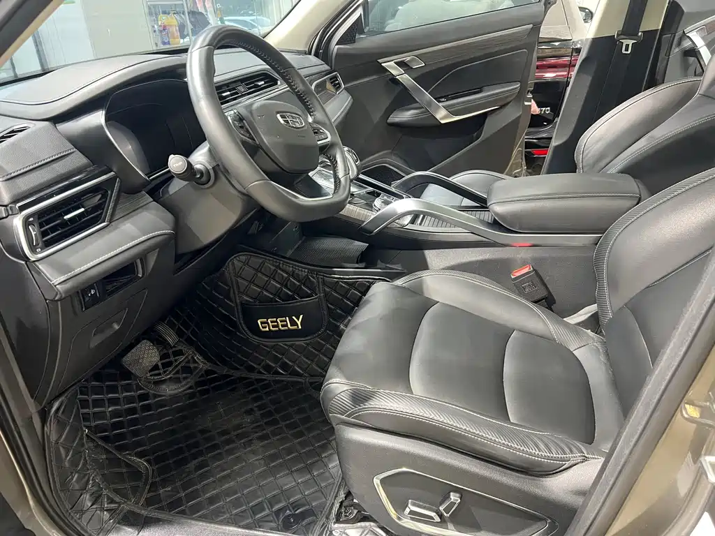 Geely Boyue — миниатюра 7