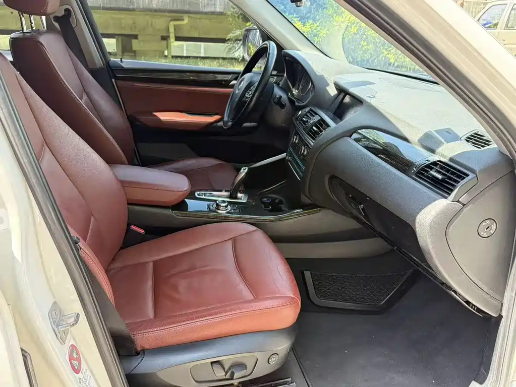 BMW X3 (Import) — миниатюра 8