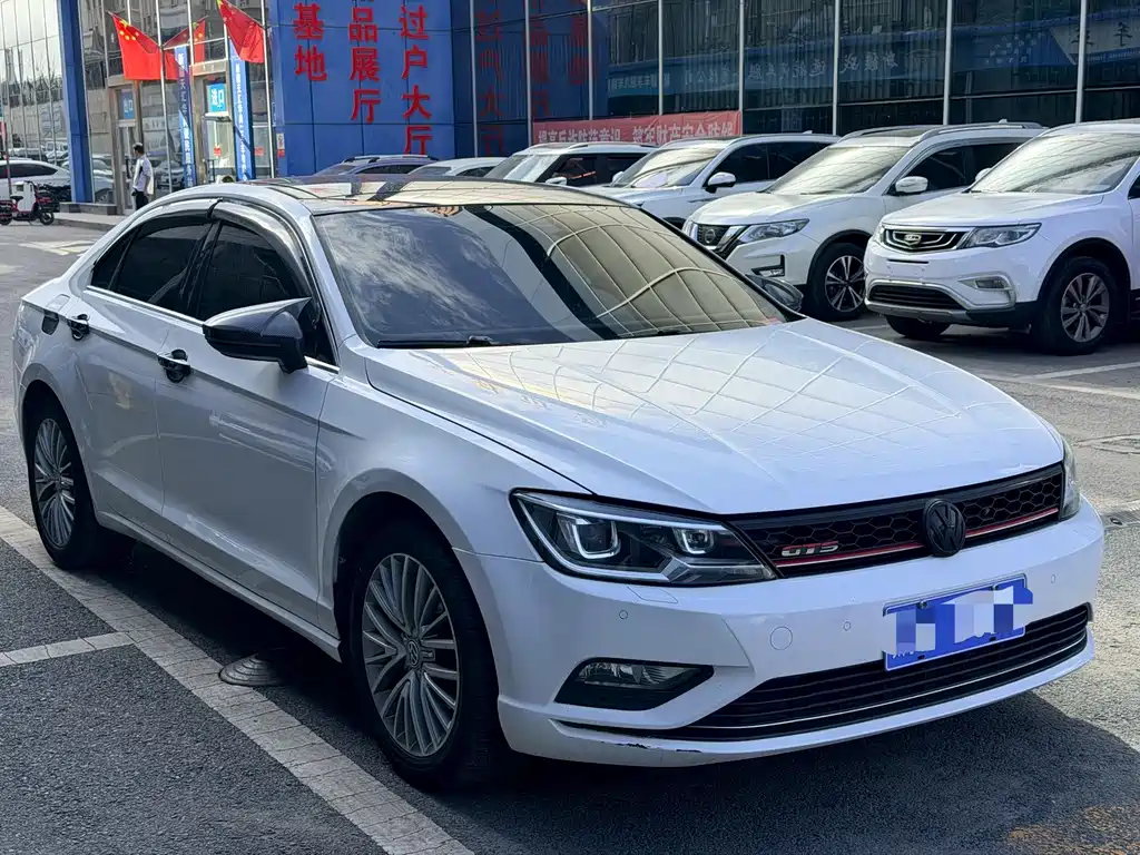 Volkswagen Lamando