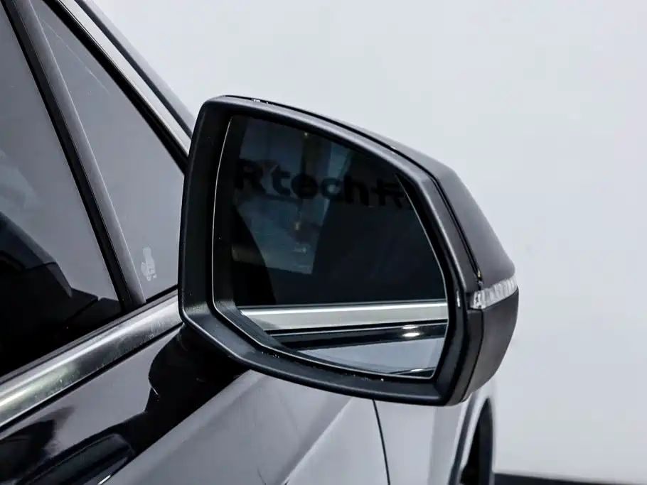 Audi Q7 — миниатюра 27