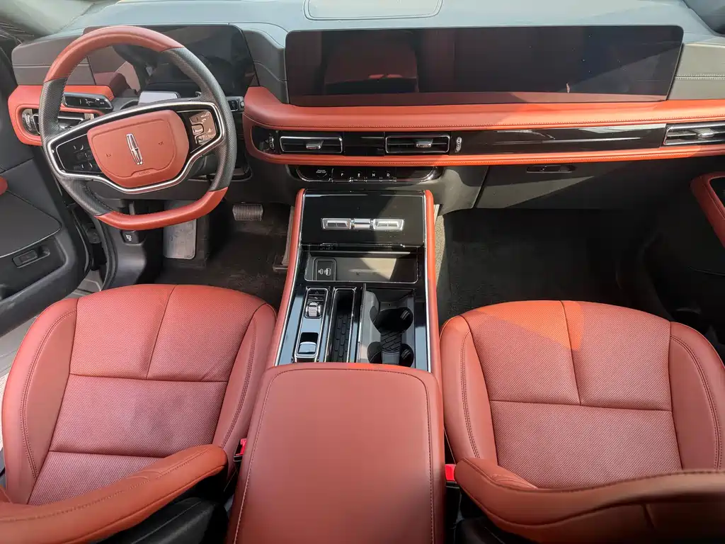 Lincoln Aviator 2024 3.0T V6 мест