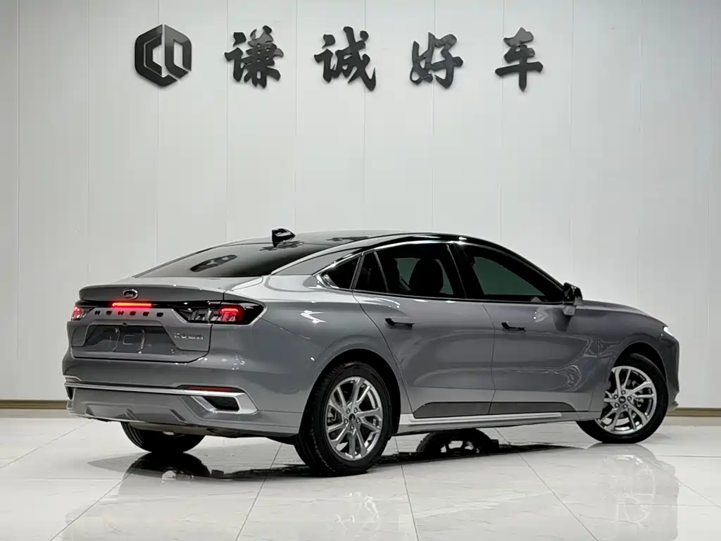 Ford Mondeo — миниатюра 5