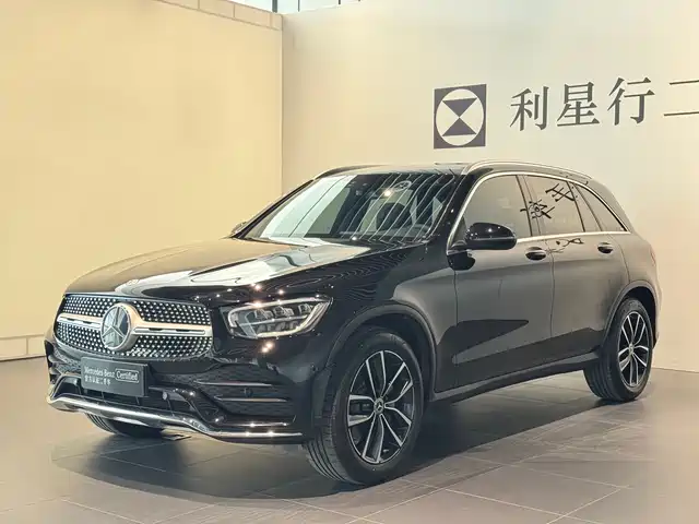 MERCEDES BENZ GLC