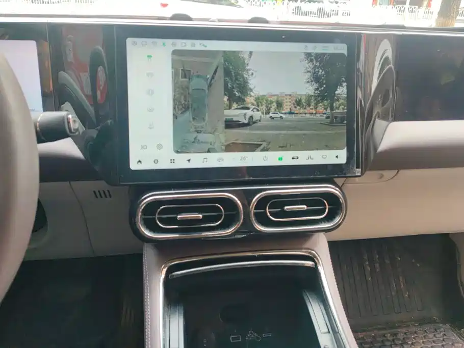 Leapmotor Leapmotor C11 — миниатюра 13