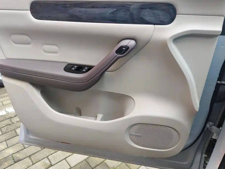 Leapmotor Leapmotor C11 — миниатюра 7