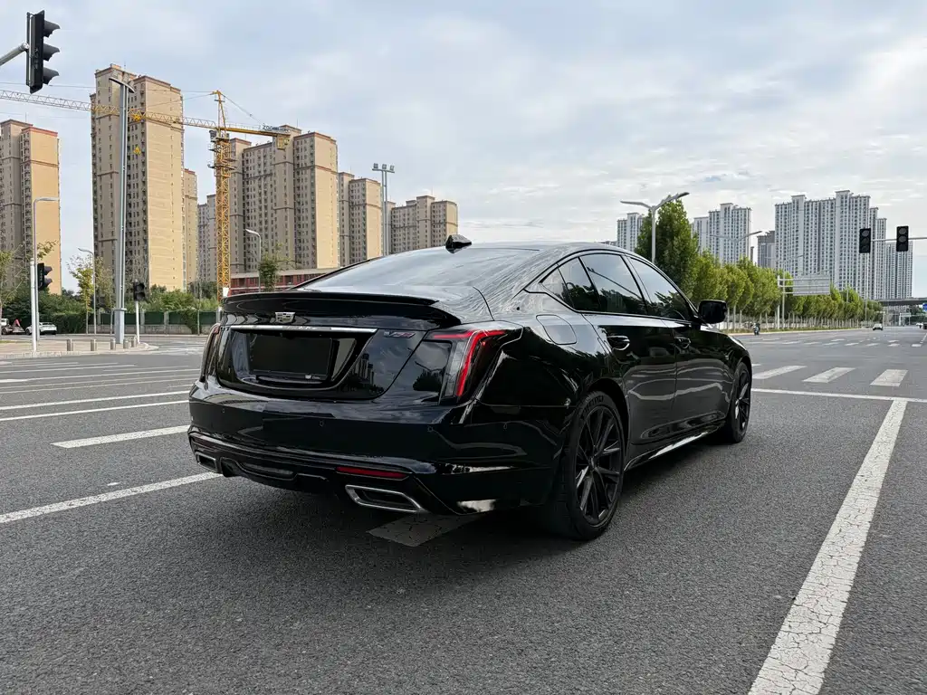 Cadillac CT5 — миниатюра 10