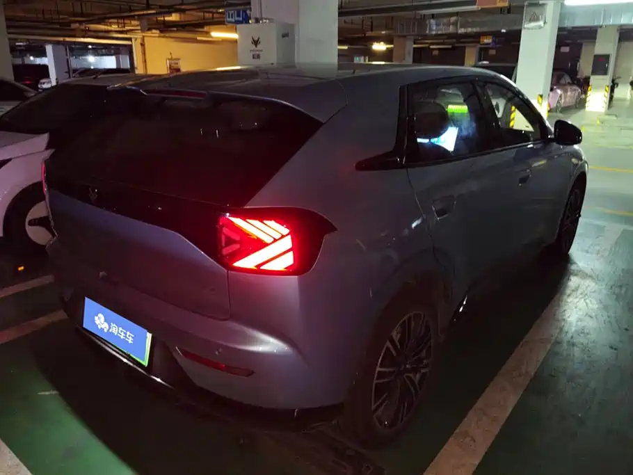 ARCFOX 极狐贝塔T1 — миниатюра 3