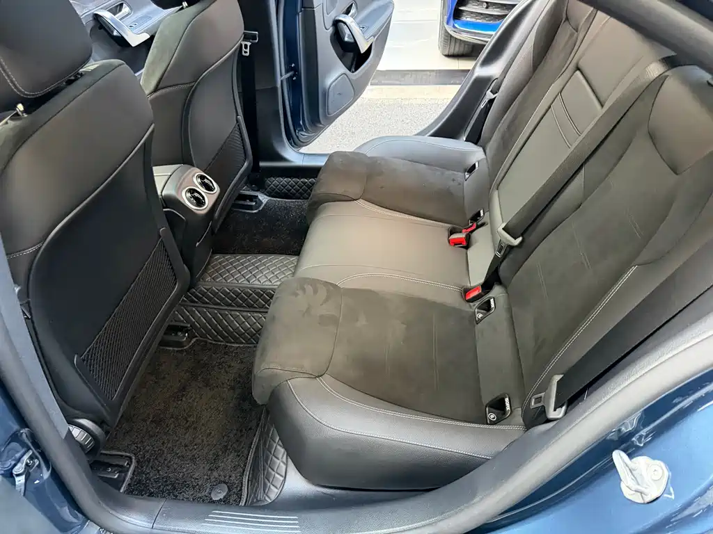 Mercedes-Benz A-Class — миниатюра 12