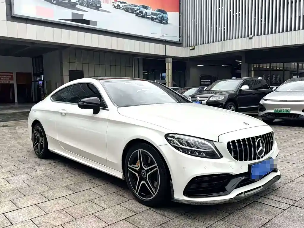 Mercedes-Benz C-Class (Import) — миниатюра 3