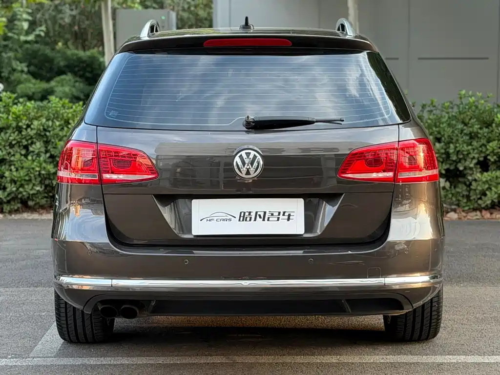 Volkswagen Magotan (Import) — миниатюра 4