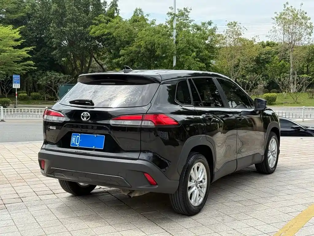 Toyota Corolla Cross — миниатюра 6
