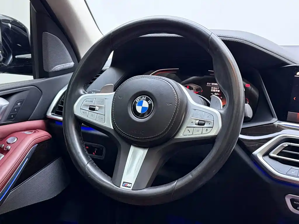BMW X5 — миниатюра 10