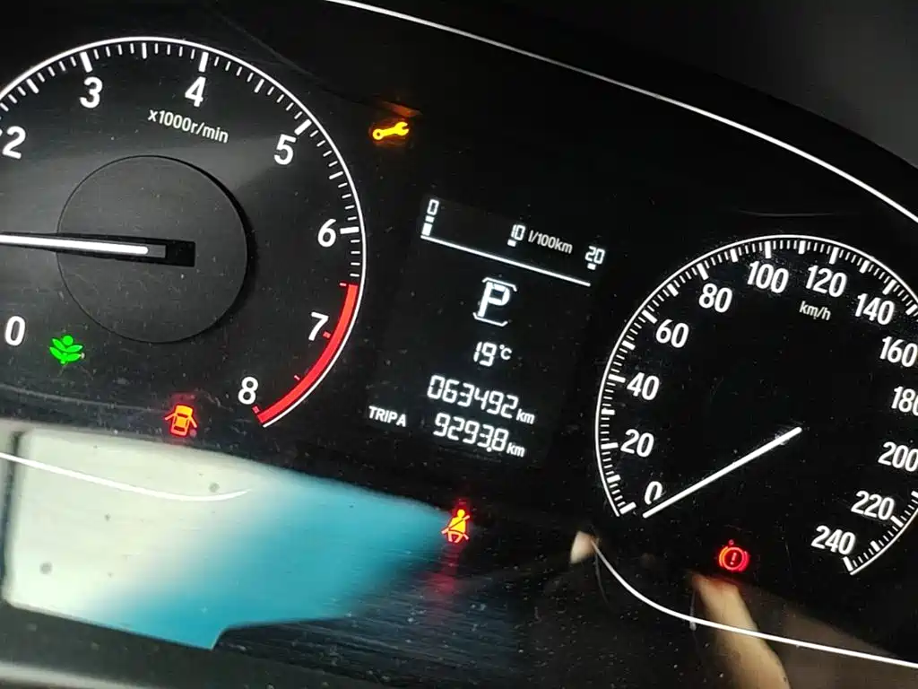 Honda Accord — миниатюра 12