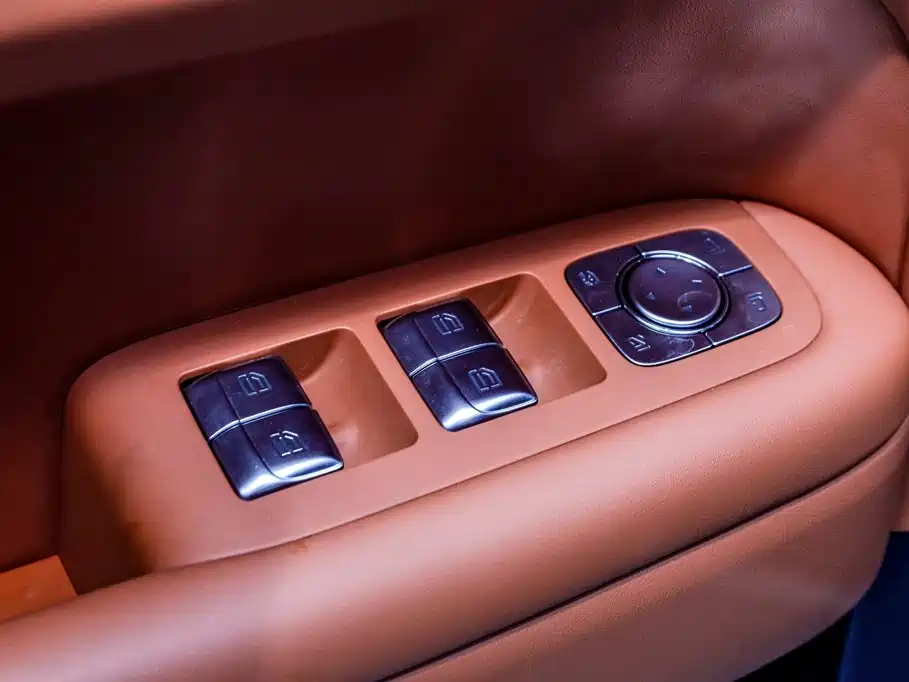 Li Auto Li L6 — миниатюра 25