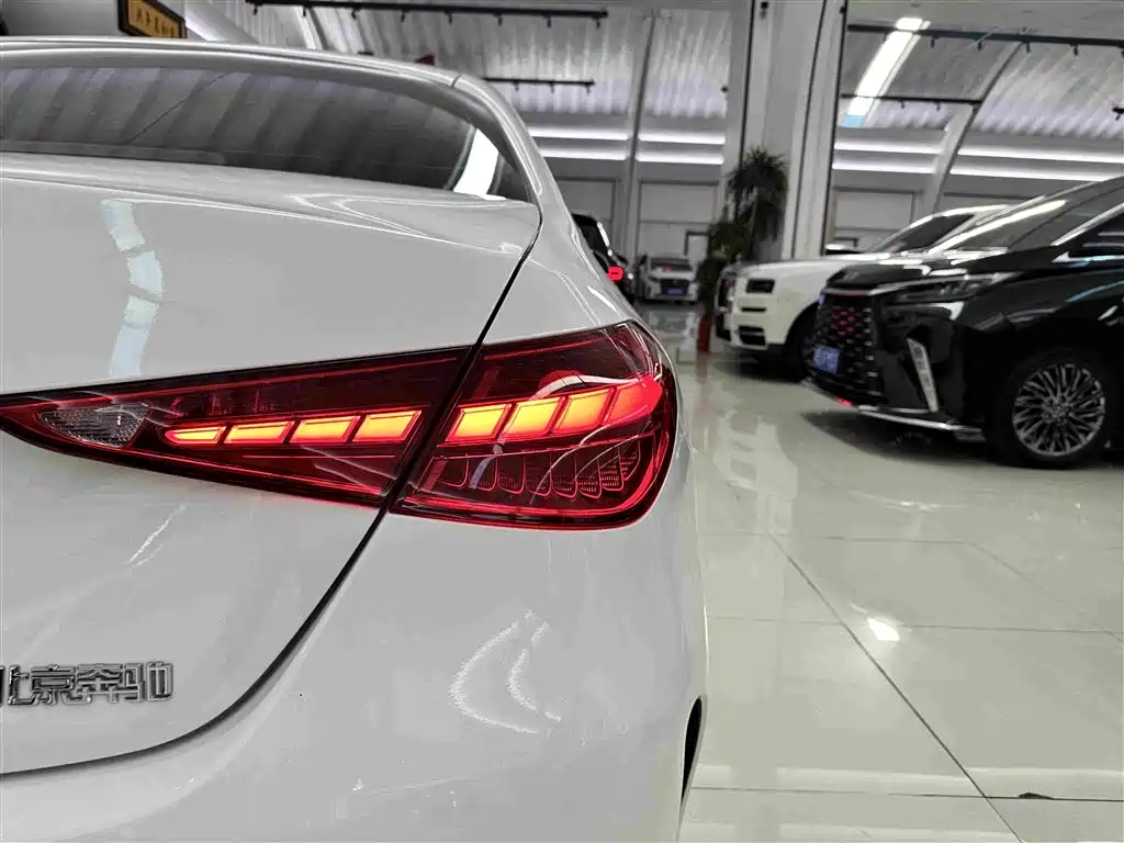 Mercedes-Benz C-Class — миниатюра 37