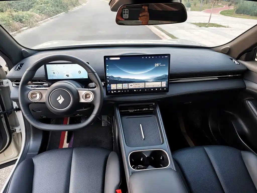 Baojun Yunhai — миниатюра 10