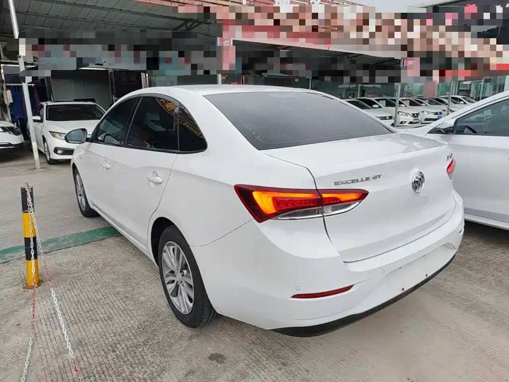 Buick Excelle — миниатюра 5