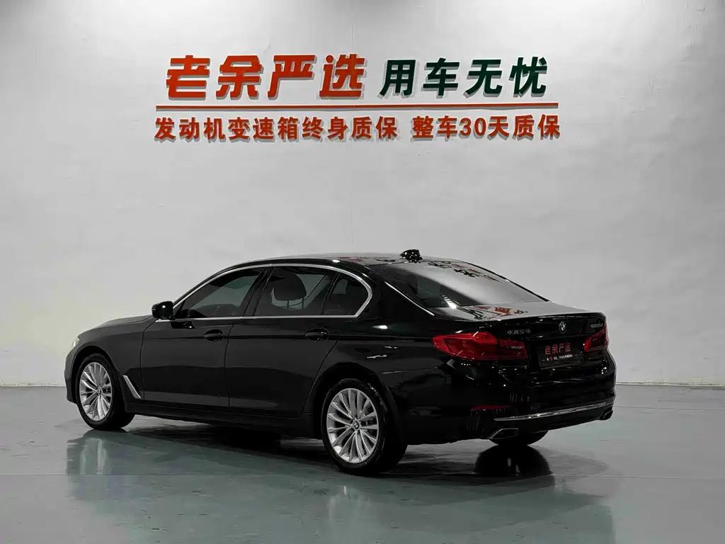 BMW 5 Series — миниатюра 9