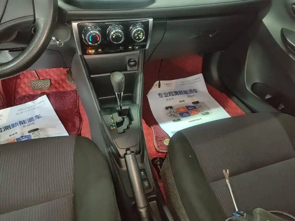 Toyota Yaris L — миниатюра 14