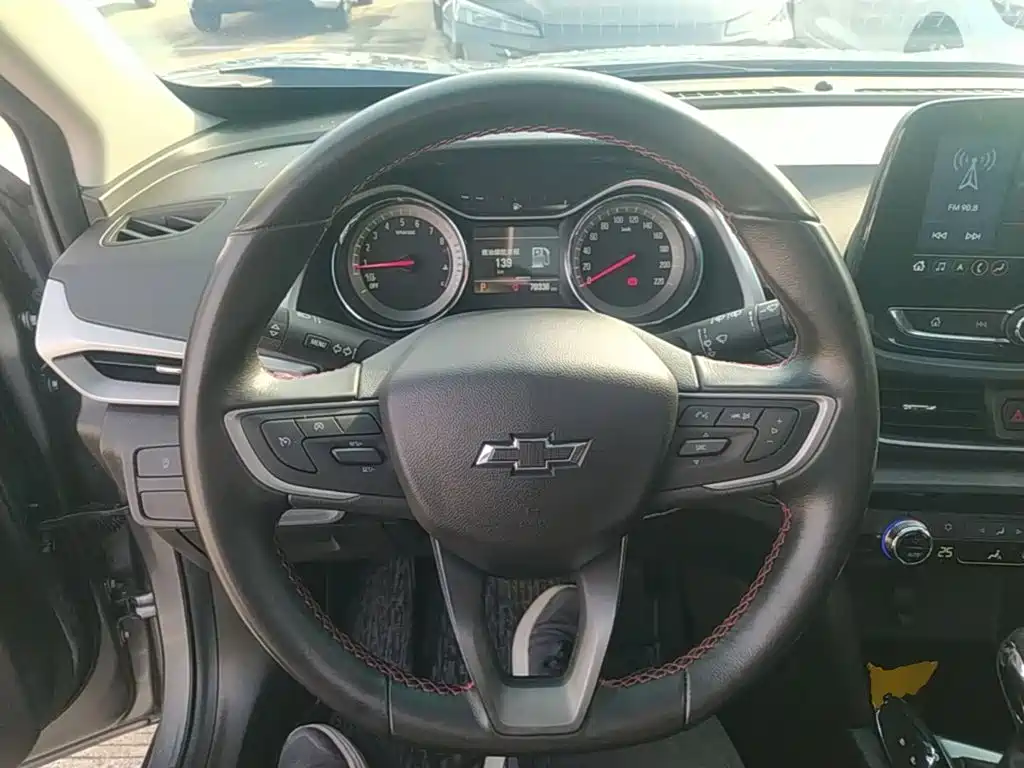 Chevrolet Volando — миниатюра 11