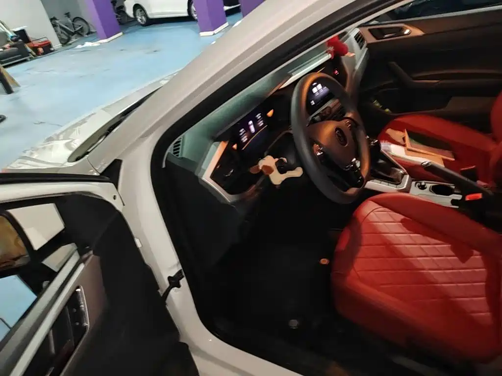 Volkswagen Polo — миниатюра 16