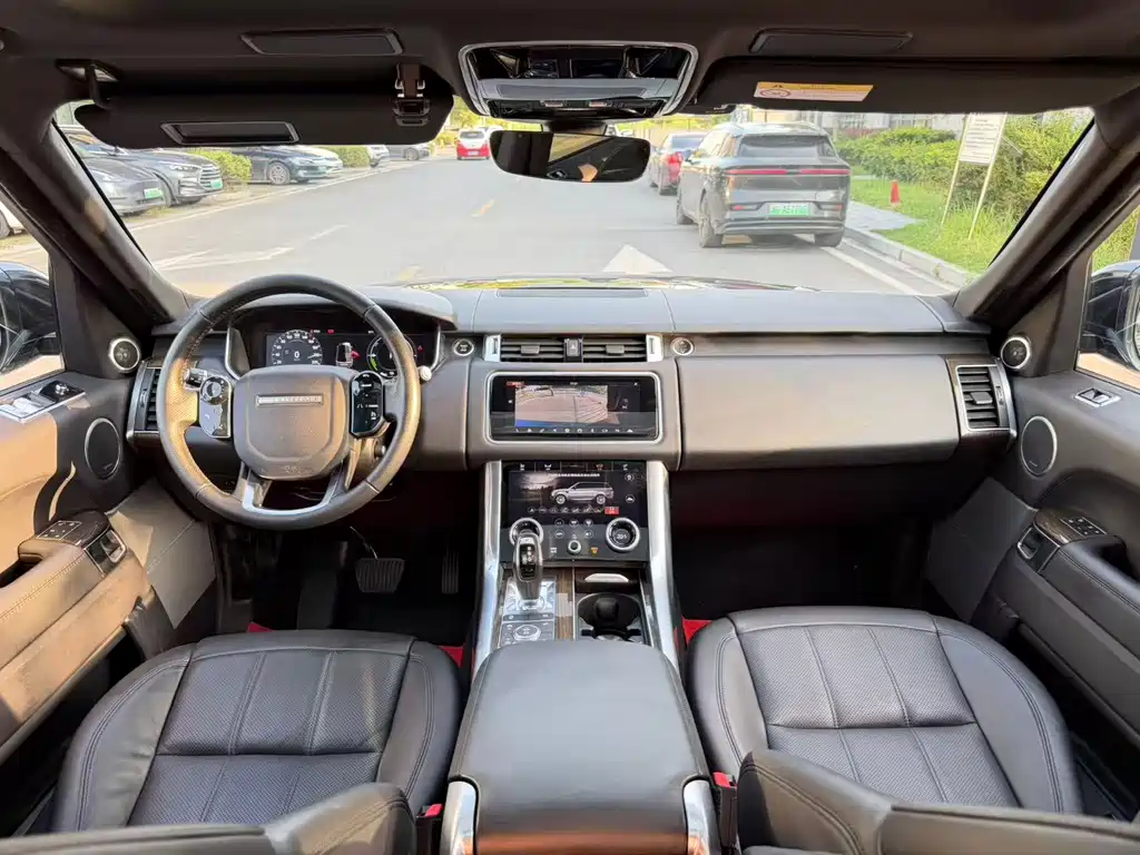 Land Rover Sport PHEV — миниатюра 17