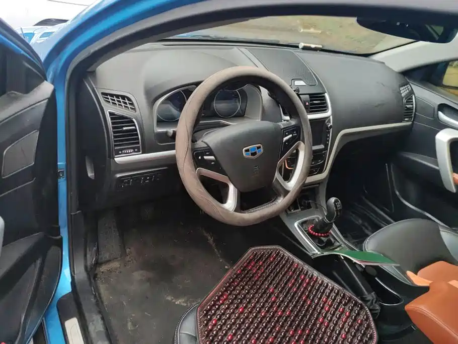 Geely Emgrand — миниатюра 12