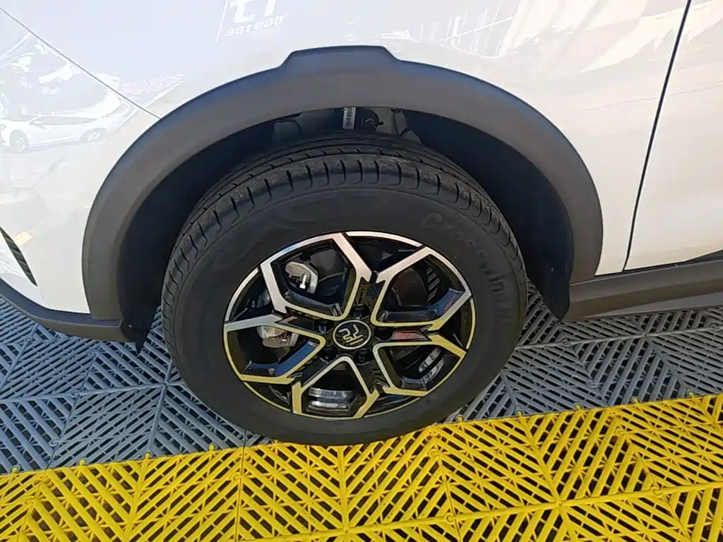 BYD Yuan Pro — миниатюра 23