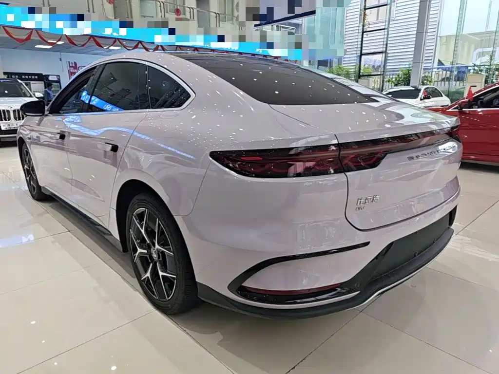 BYD Han — миниатюра 5
