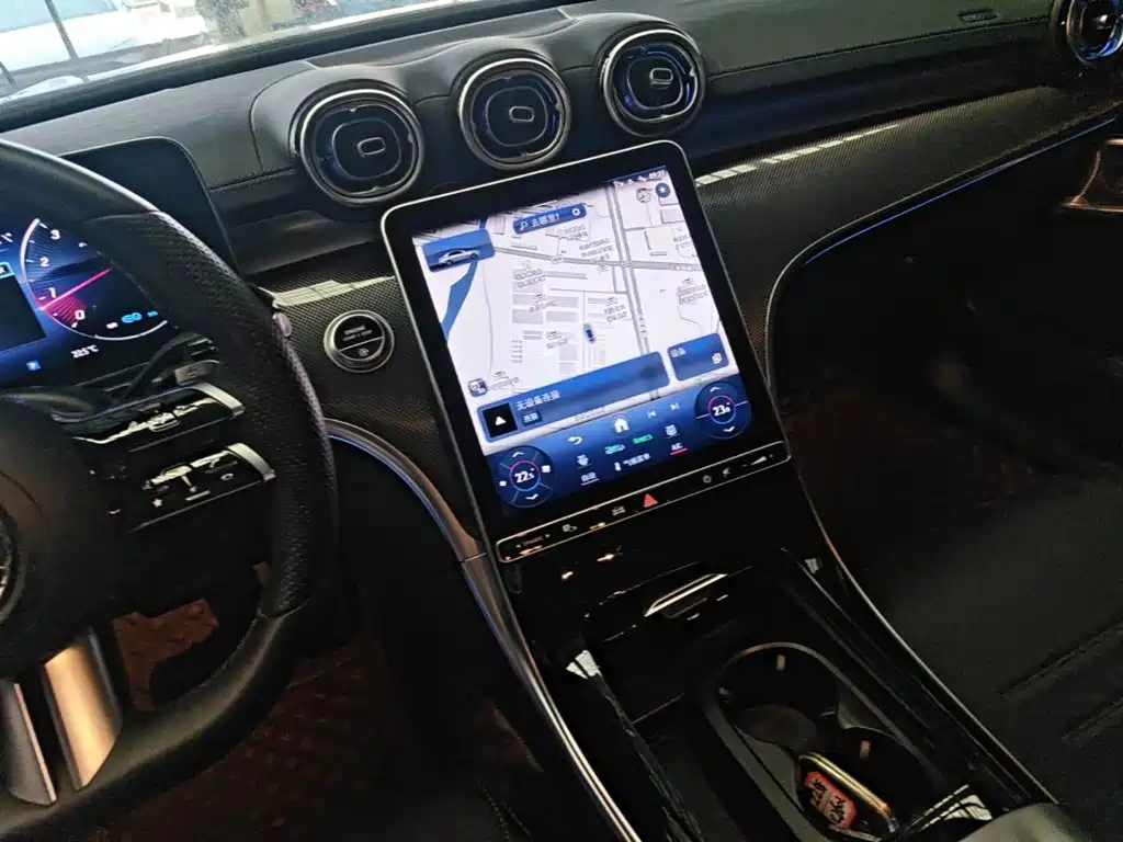Mercedes-Benz C-Class — миниатюра 13