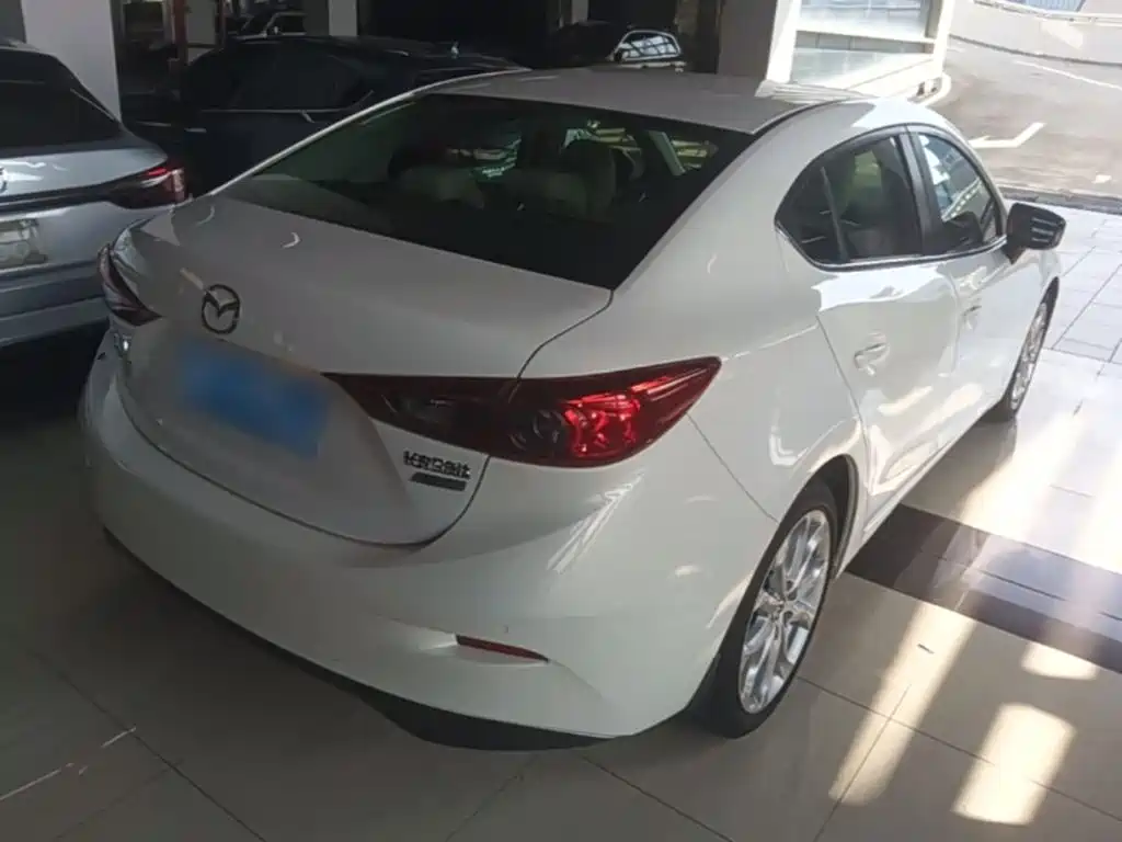 Mazda 3 Axela — миниатюра 7