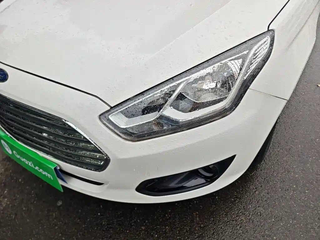 Ford Escort — миниатюра 24