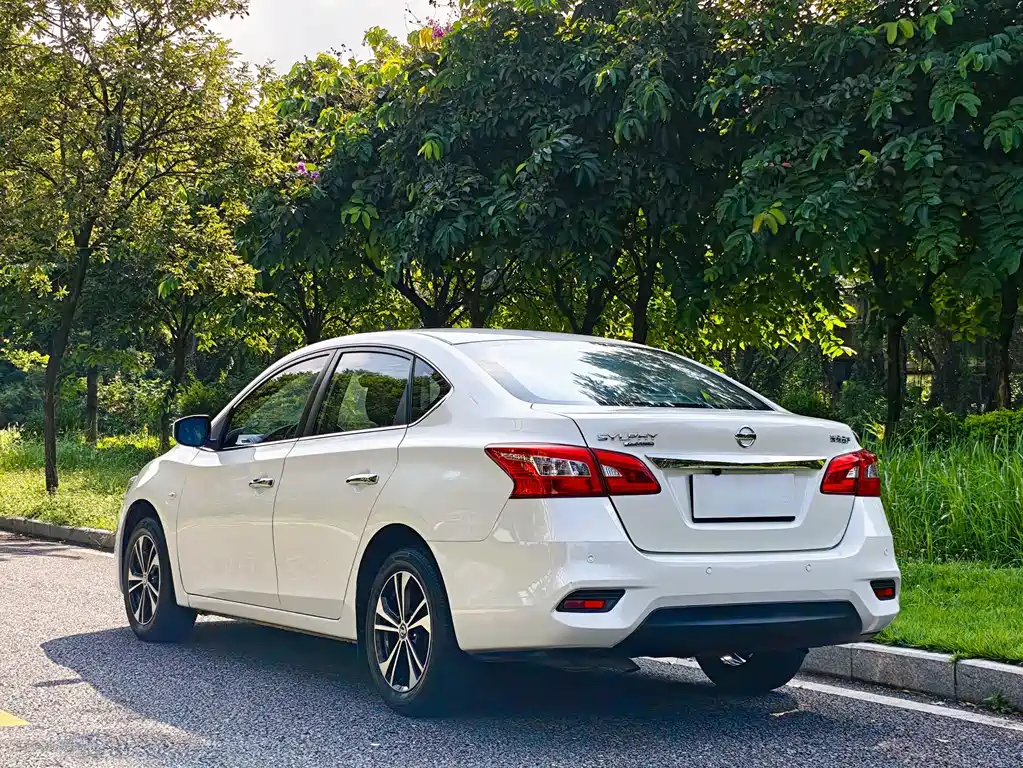 Nissan Sylphy — миниатюра 17