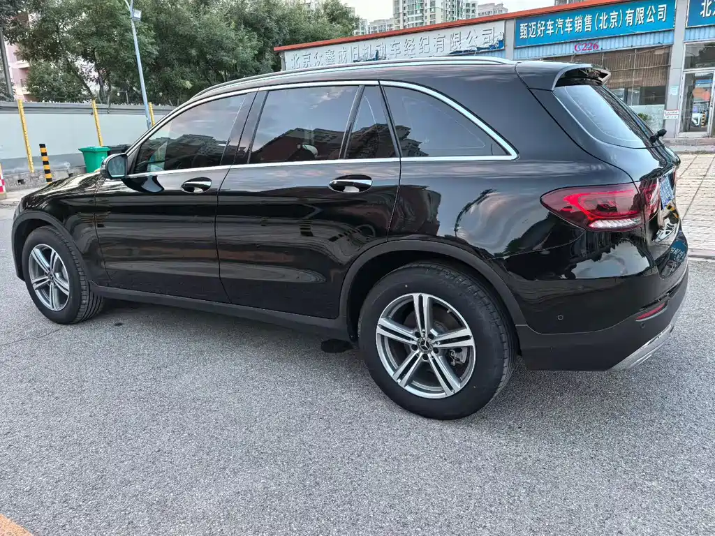 Mercedes-Benz GLC — миниатюра 13