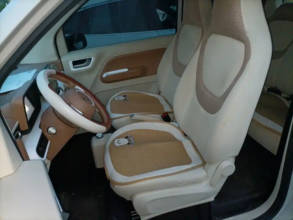 Wuling MINIEV — миниатюра 11