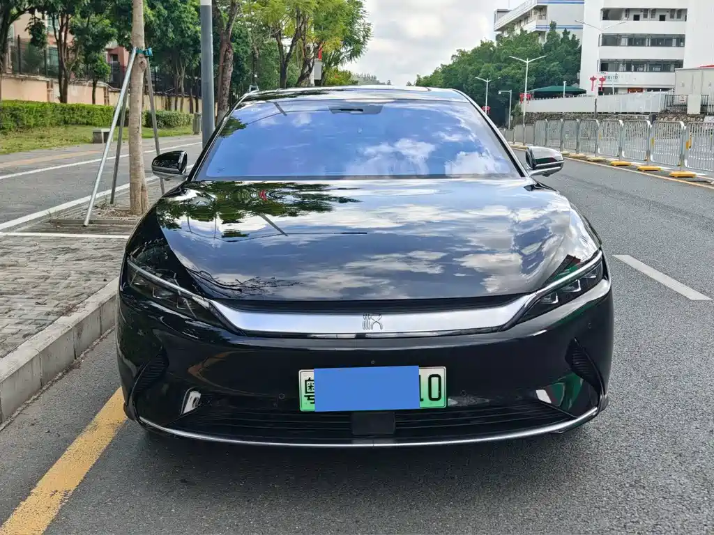 BYD Han — миниатюра 2