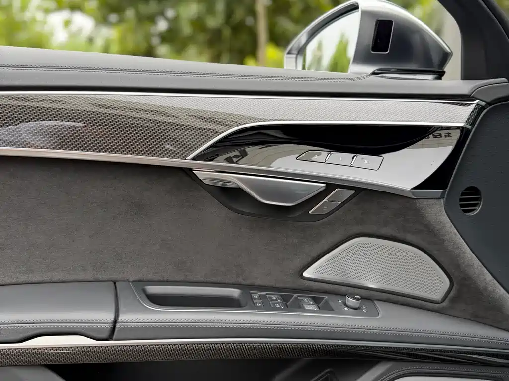 Audi S8 — миниатюра 22