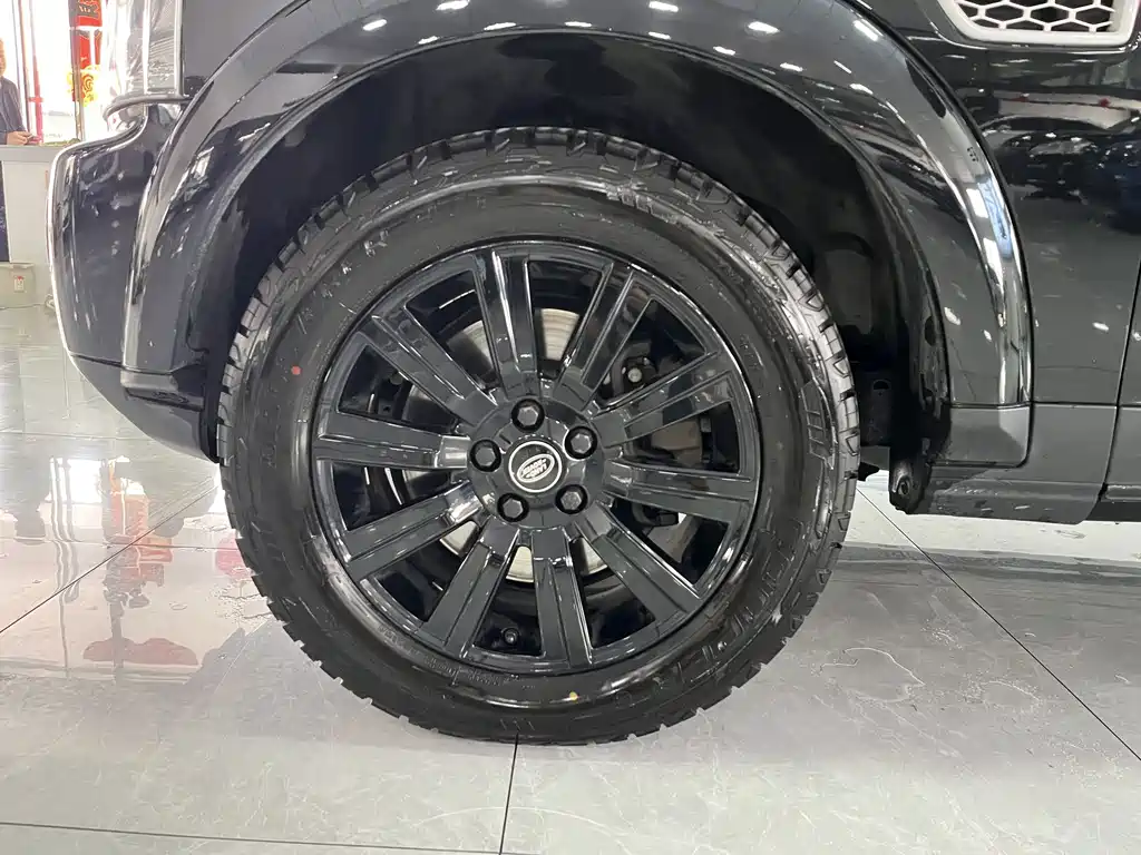Land Rover Discovery — миниатюра 21