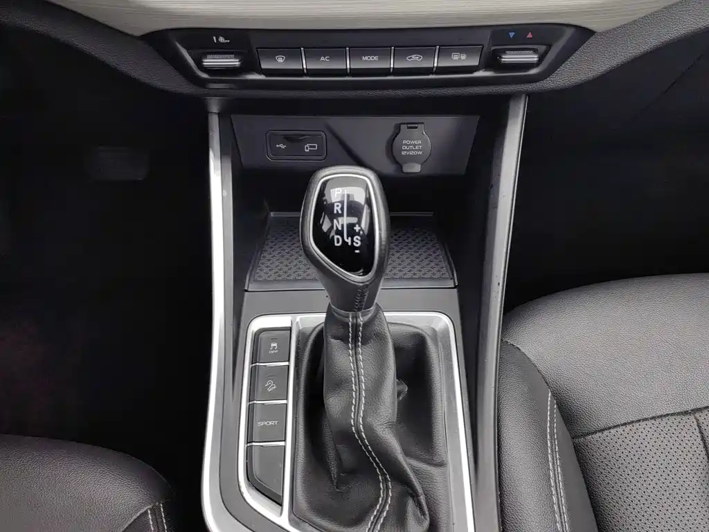 Geely Vision X3 — миниатюра 13
