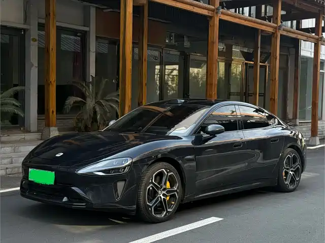 XIAOMI CAR XIAOMI SU7 2024