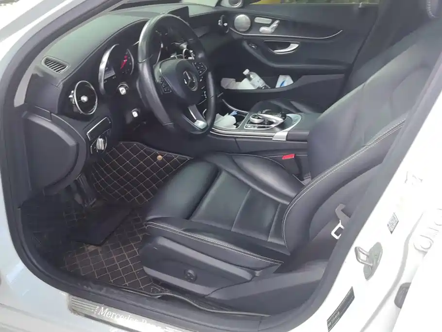 Mercedes-Benz C-Class — миниатюра 9