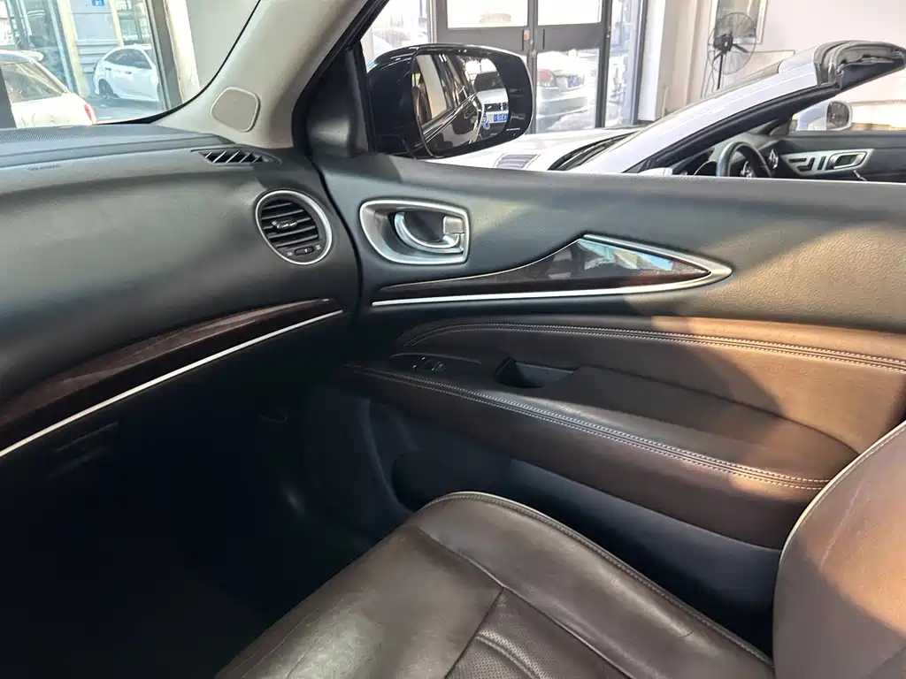 Infiniti QX60 (Import) — миниатюра 14