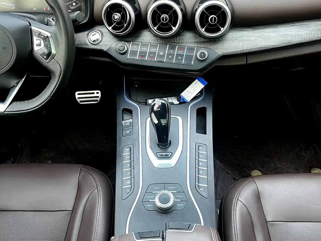 Wey Wey VV7 GT — миниатюра 12