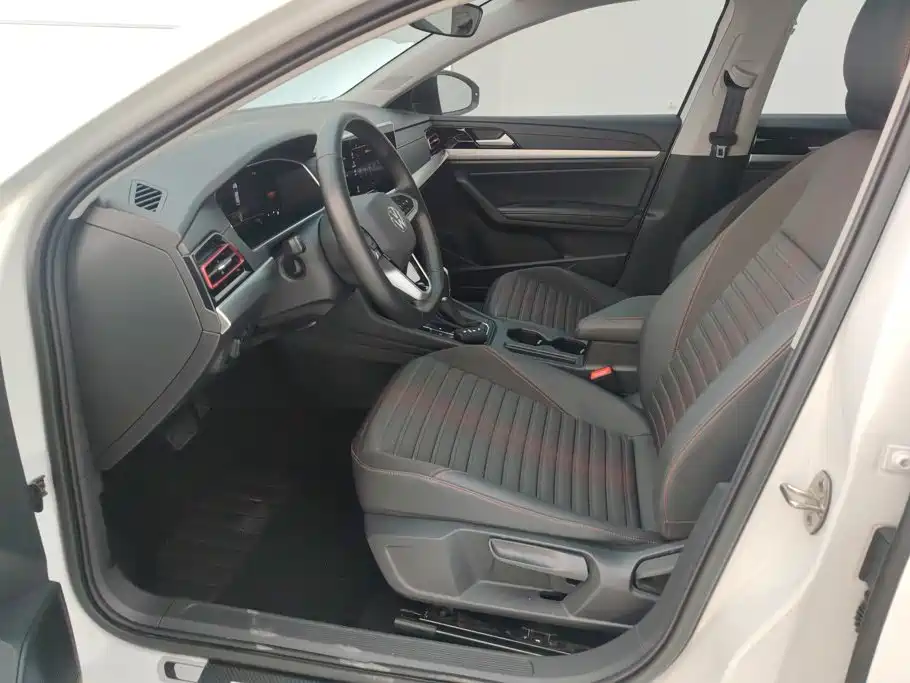 Volkswagen Lavida — миниатюра 9