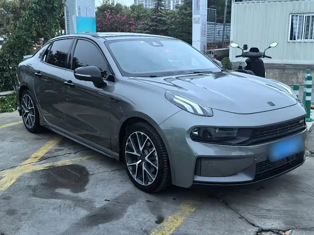 Lynk & Co 03 — миниатюра 8